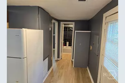 643 W 41st Street, Savannah, GA 31401 - Photo 15