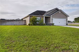 302 Huntington Dr NE, Ludowici, GA 31316 - Photo 3
