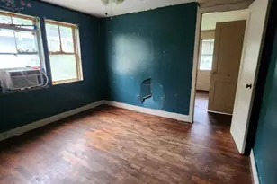 908 Bowden St, Savannah, GA 31415 - Photo 7