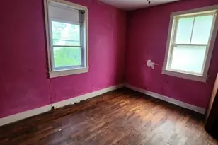 908 Bowden St, Savannah, GA 31415 - Photo 9