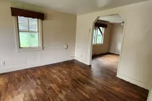 908 Bowden St, Savannah, GA 31415 - Photo 5