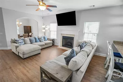 328 Coconut Drive, Bloomingdale, GA 31302 - Photo 5
