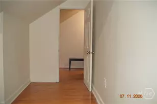 1214 E Victory Dr, Savannah, GA 31404 - Photo 31