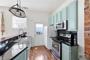 1410 Jefferson St, Savannah, GA 31401 - Photo 13