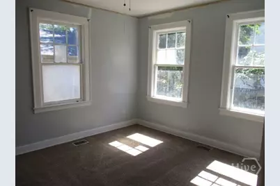 640 Maupas Avenue, Savannah, GA 31401 - Photo 13