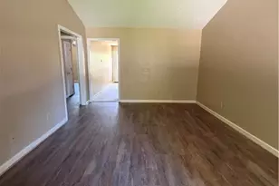 26 Chatham St, Savannah, GA 31406 - Photo 11