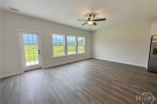 132 Pitchline Dr, Hinesville, GA 31313 - Photo 3