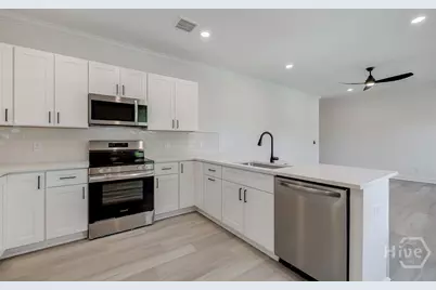 1615 Le Grand Street, Savannah, GA 31401 - Photo 11