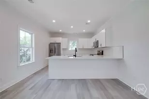 1615 Le Grand St, Savannah, GA 31401 - Photo 9