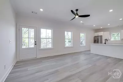 1615 Le Grand Street, Savannah, GA 31401 - Photo 7