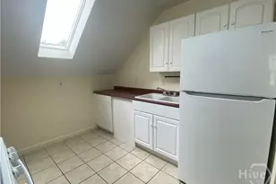 1315 - Upstairs Bonaventure Rd, Savannah, GA 31404 - Photo 7