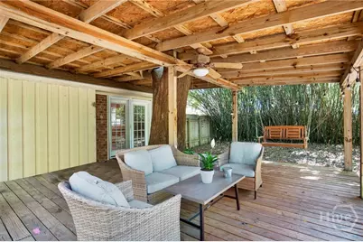 157 Hampshire Road, Savannah, GA 31410 - Photo 15
