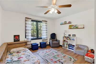 157 Hampshire Road, Savannah, GA 31410 - Photo 17