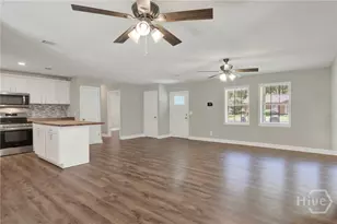 700 Thornwood Way, Hinesville, GA 31313 - Photo 9