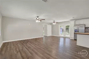700 Thornwood Way, Hinesville, GA 31313 - Photo 7