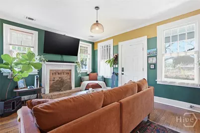 801 E 37th Street, Savannah, GA 31401 - Photo 9