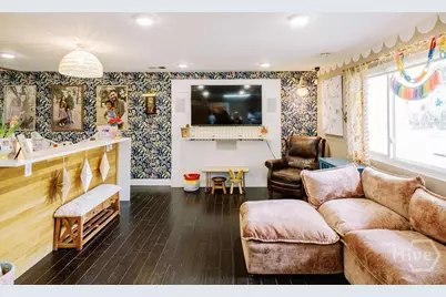 303 La Fayette Circle, Savannah, GA 31405 - Photo 7