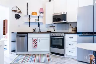 524 E Charlton St, Savannah, GA 31401 - Photo 5