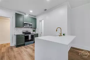1018 Seiler Ave, Savannah, GA 31401 - Photo 13