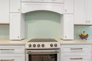 27 Pine Dr, Savannah, GA 31405 - Photo 11
