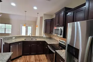 125 Jacobs Cir, Richmond Hill, GA 31324 - Photo 5