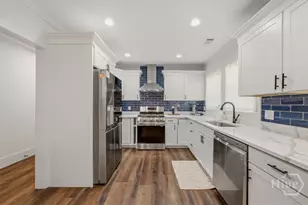 1229 E 40th St, Savannah, GA 31404 - Photo 5