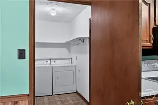 930 Mill Dr, Savannah, GA 31419 - Photo 13