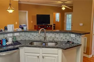 9102 Walden Park Dr, Savannah, GA 31410 - Photo 5