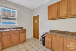 1122 E 40th St, Savannah, GA 31404 - Photo 35