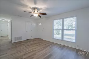 216 Holiday Cir, Savannah, GA 31419 - Photo 3