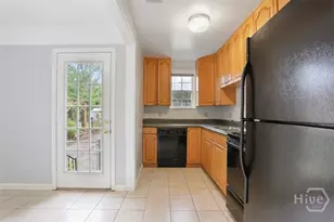 317 Oxford Dr, Savannah, GA 31405 - Photo 9