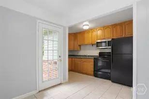 317 Oxford Dr, Savannah, GA 31405 - Photo 11