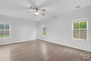 207 Thatcher St, Guyton, GA 31312 - Photo 17