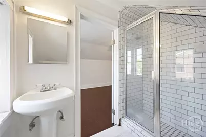 535 E 44th Street, Savannah, GA 31405 - Photo 23