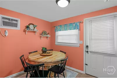 1504 W Creighton Place, Savannah, GA 31406 - Photo 9