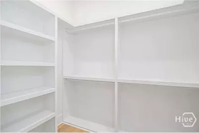 216 W 43rd Street, Savannah, GA 31401 - Photo 17