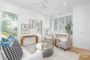 216 W 43rd St, Savannah, GA 31401 - Photo 5