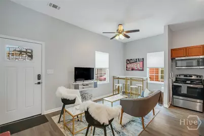323 W 31st Street #2, Savannah, GA 31401 - Photo 7