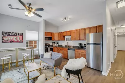 323 W 31st Street #2, Savannah, GA 31401 - Photo 5