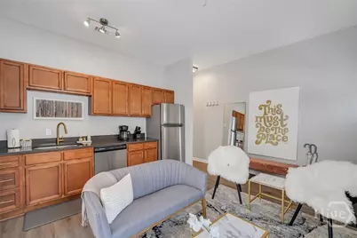 323 W 31st Street #2, Savannah, GA 31401 - Photo 9