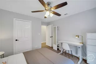 323 W 31st St, Savannah, GA 31401 - Photo 17