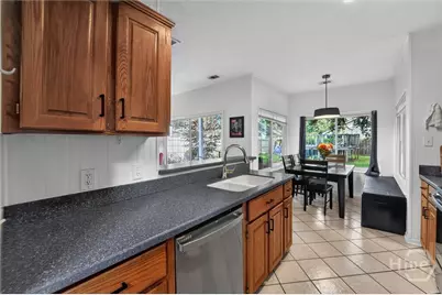 18 Angel Oaks Drive, Savannah, GA 31410 - Photo 7