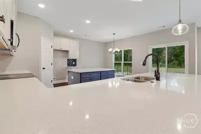 152 Hanover Place, Richmond Hill, GA 31324 - Photo 15