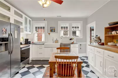 531 E 51st Street, Savannah, GA 31405 - Photo 5