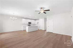 734 Highland Cir, Richmond Hill, GA 31324 - Photo 3
