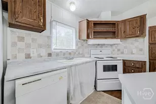 428 Pecan Ln, Guyton, GA 31312 - Photo 9