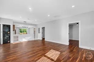 1011 Richards St, Savannah, GA 31415 - Photo 7