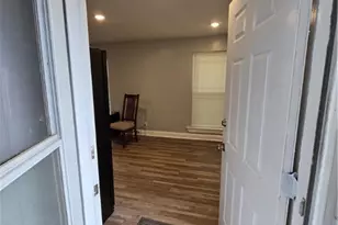 26 Chatham St, Savannah, GA 31406 - Photo 3