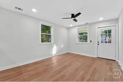 1329 E 33rd Street, Savannah, GA 31404 - Photo 7
