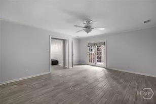 301 Wellington Rd, Savannah, GA 31410 - Photo 37